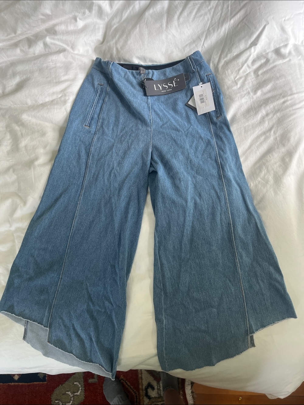 Lysse Wide Leg Denim Jeans in Medium Blue